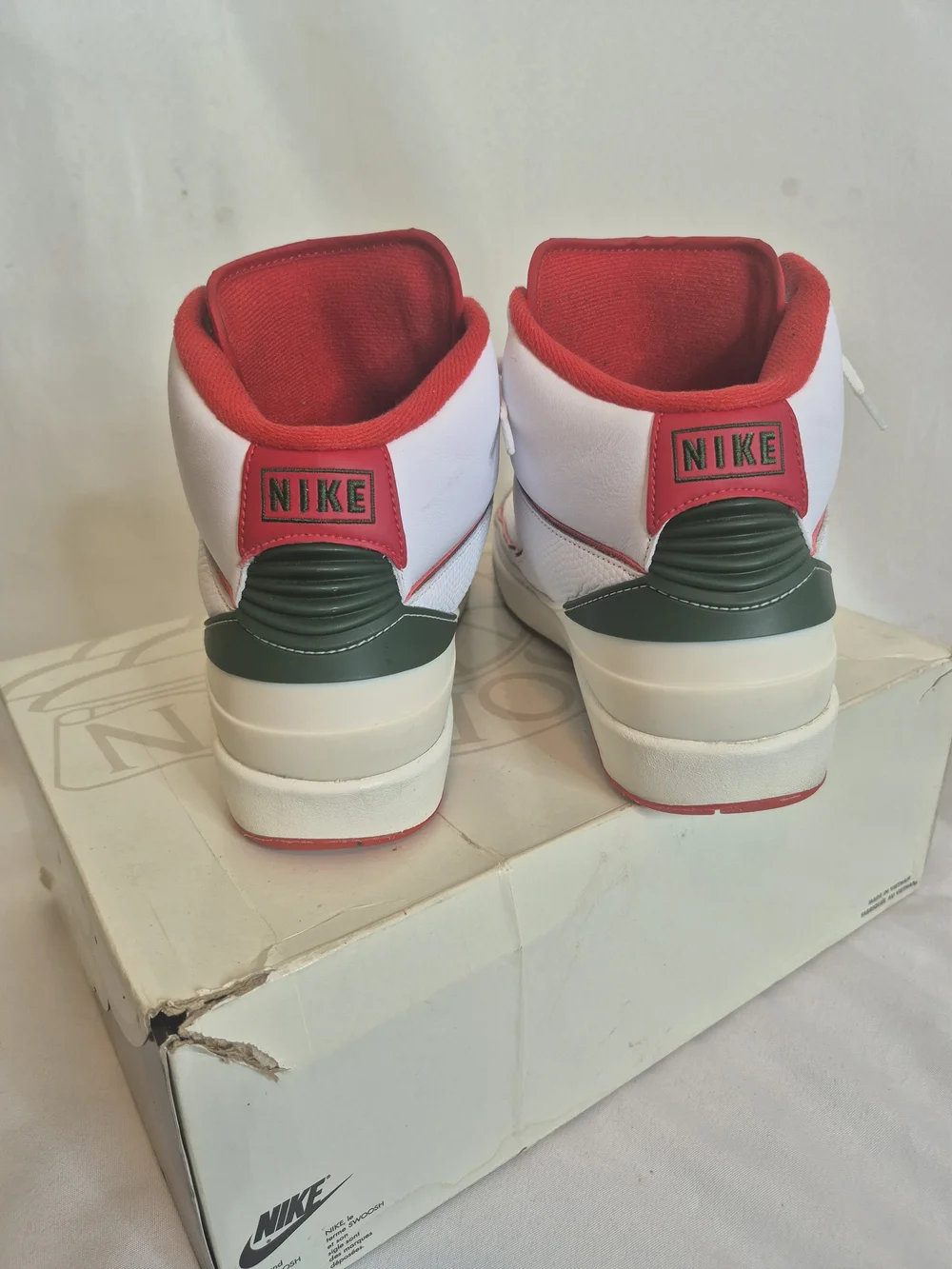 Air Jordan 2 Retro Mid White/Red Men's Basketball Shoes